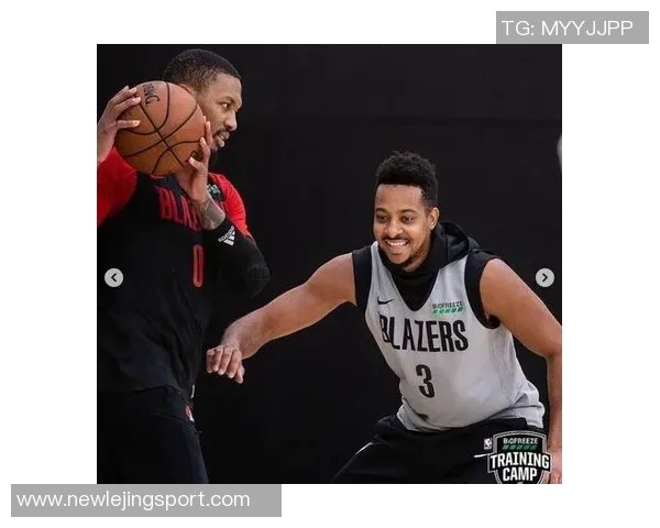 卡梅隆托马斯谈替补身份是否沮丧表示无可奉告引发关注